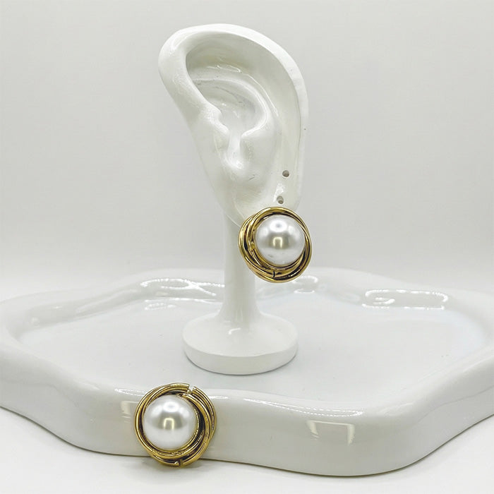 HAYAT PEARL EARRING