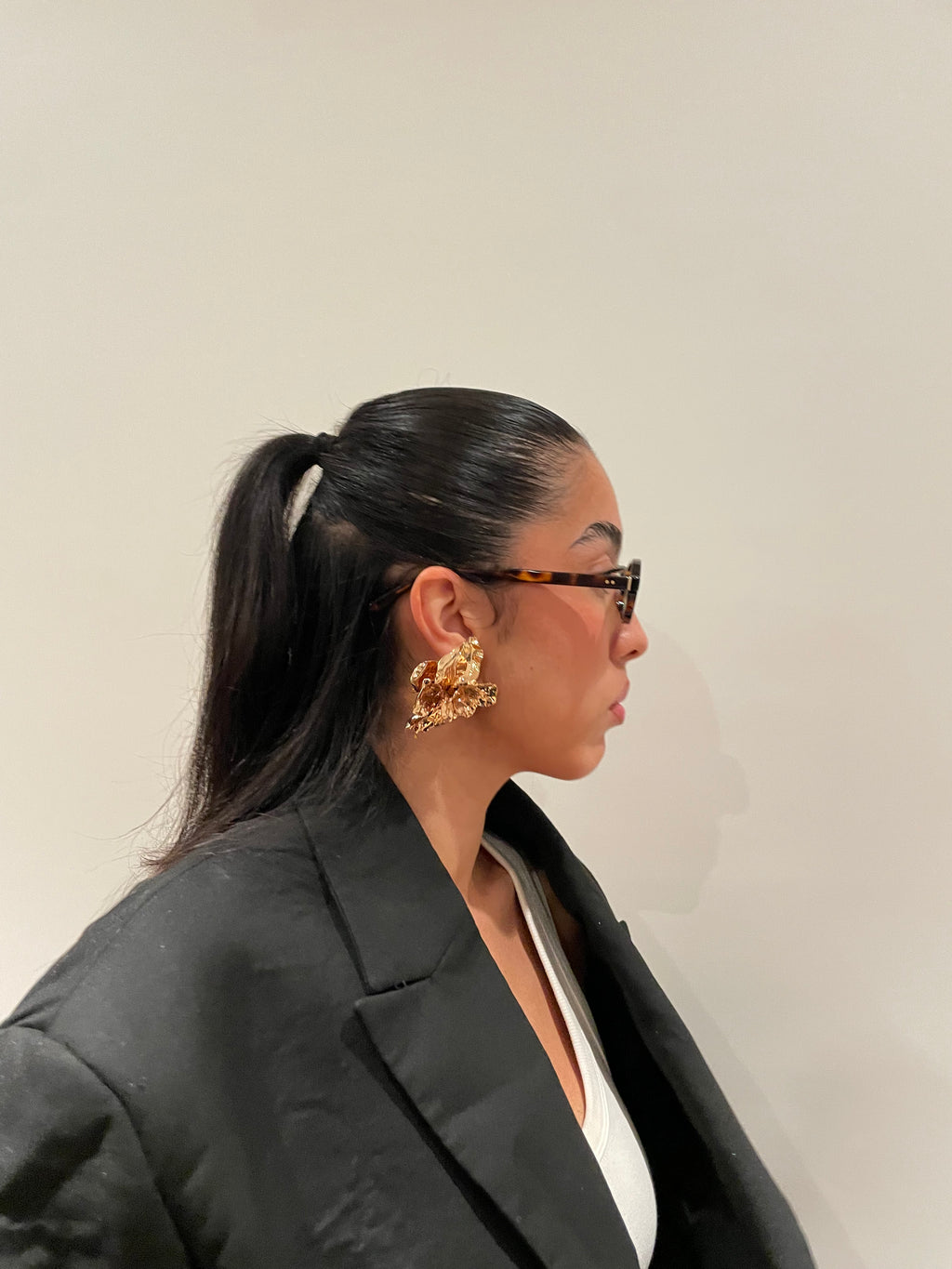 AEYLIE FLOWER EARRING