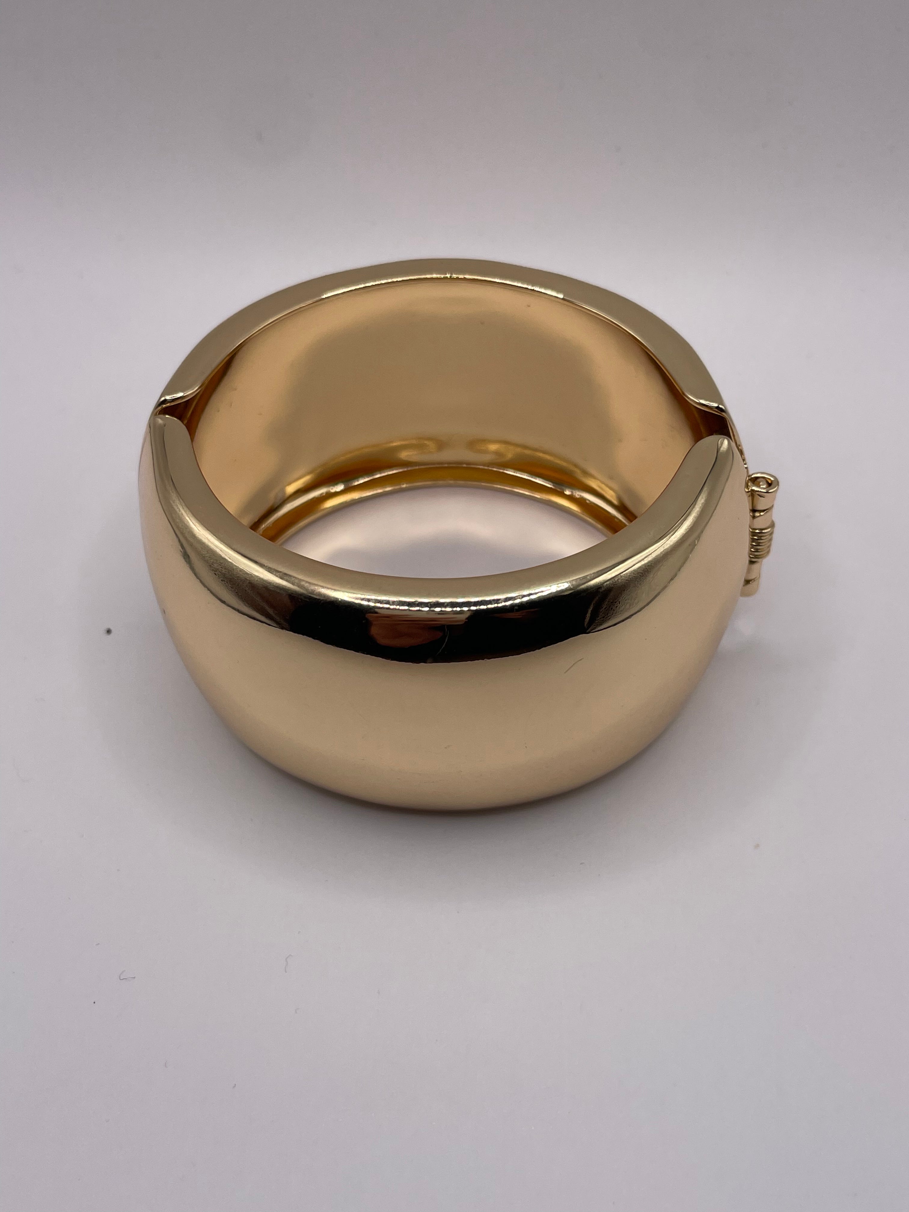 KARO BRACELET ⎮ Bold Minimal Gold Cuff